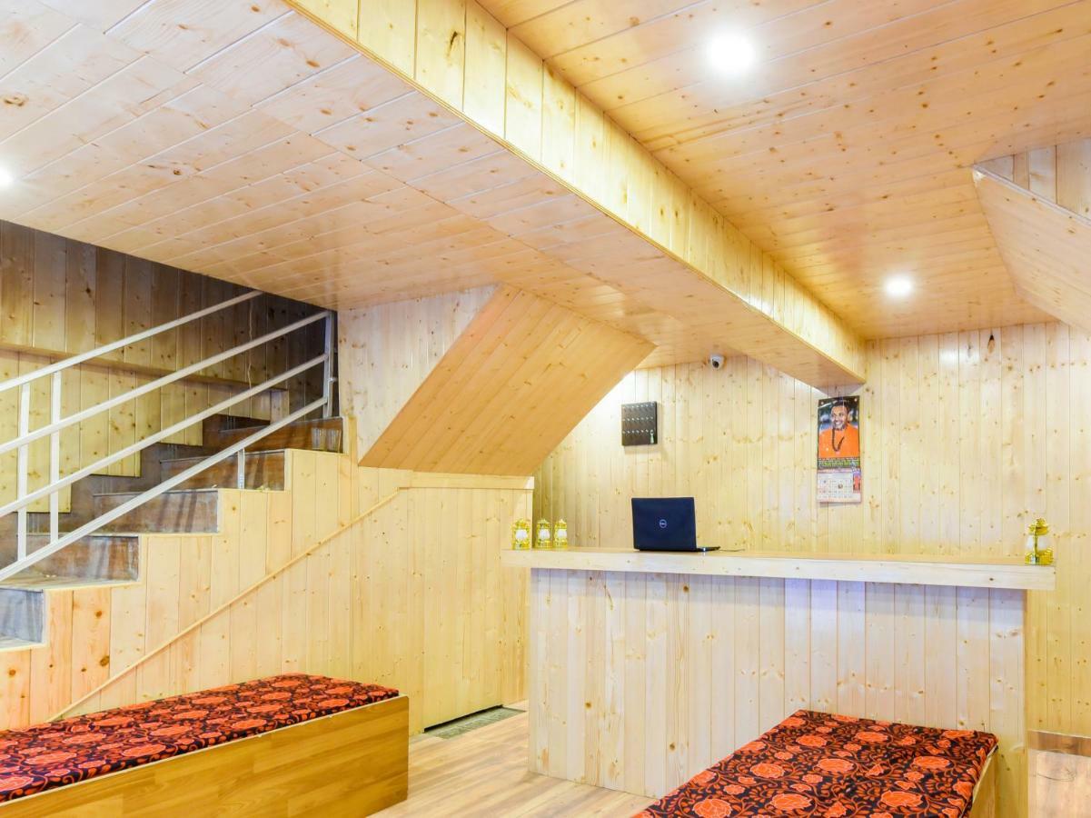 Oyo 46485 Hotel Vijayant Manāli Eksteriør bilde